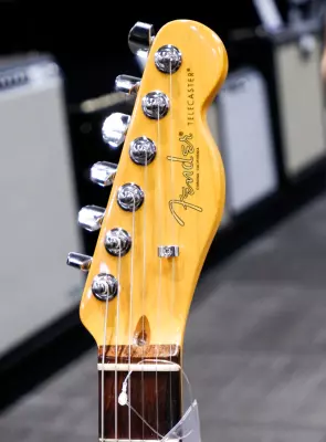 Store Special Product - Fender - American Professional II Telecaster, Rosewood Fingerboard - 3-Colour Sunburs